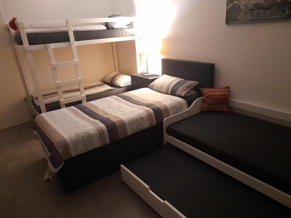 Berlin - Schoenefeld Gruene Wohnung Екстер'єр фото